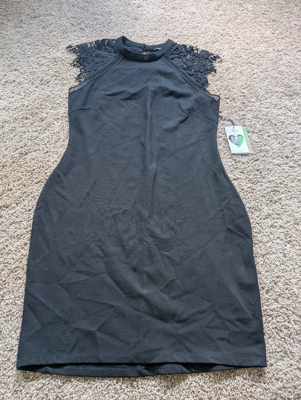 Iris Bodycon Dress With Crocheted Lace Capped Sleeves And Keyhole Back XL NWT - Picture 6 of 10